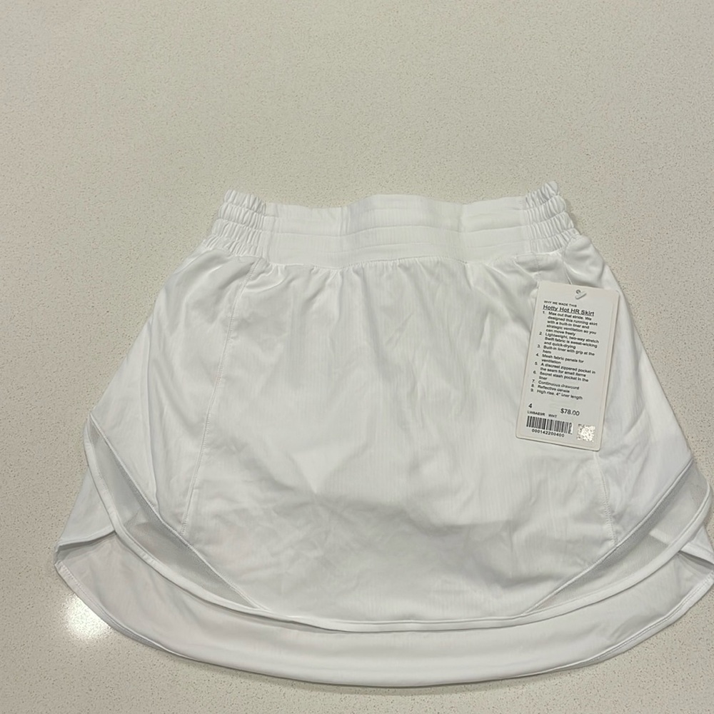 Hotty Hot HR Skirt - New - Never Worn - with tags!!